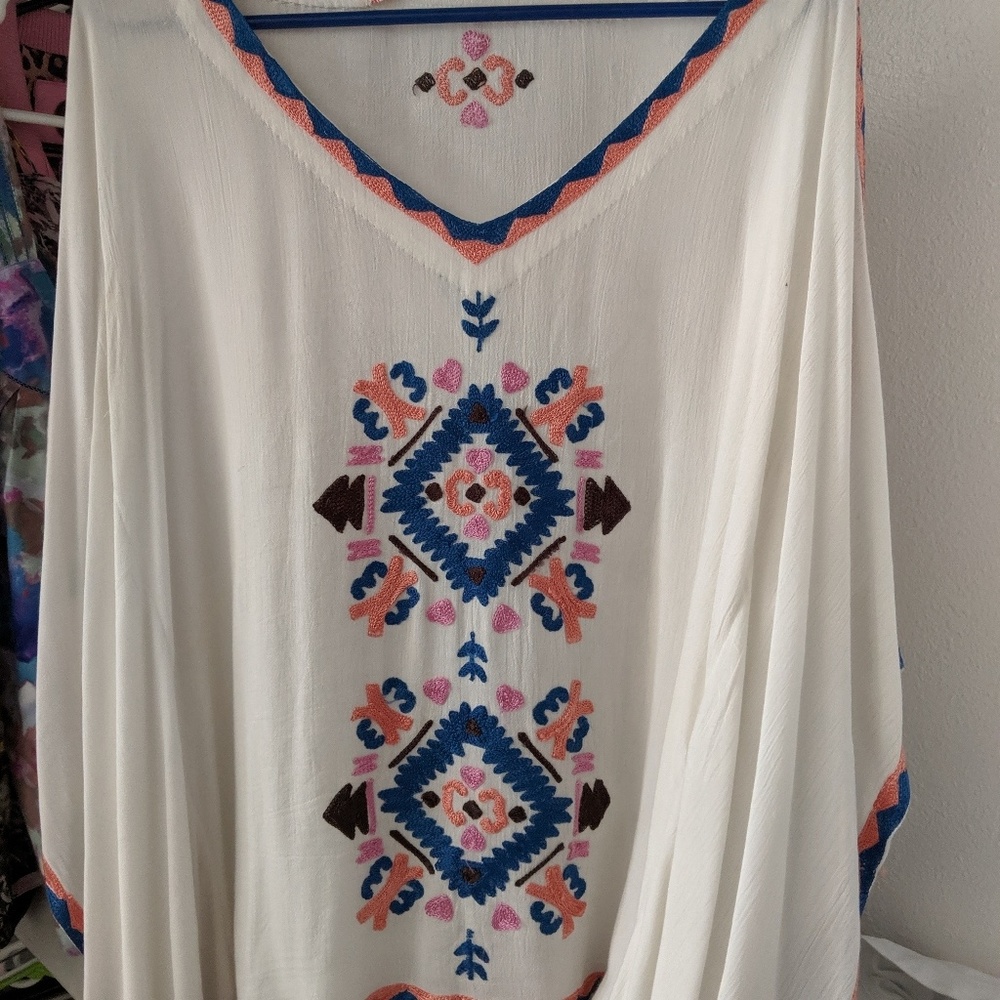 Chelsea and Violet embroidered boh flowing blouse.